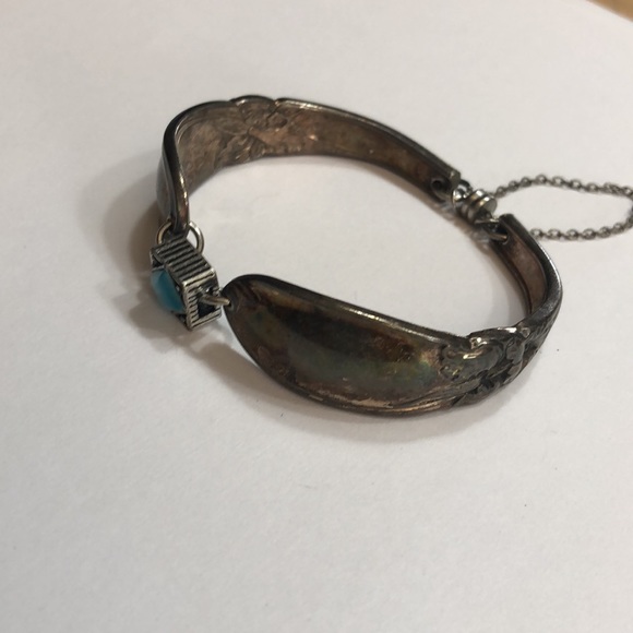 Upcycled silverware bracelet with blue tigers eye bead and magnetic clasp - Picture 3 of 4